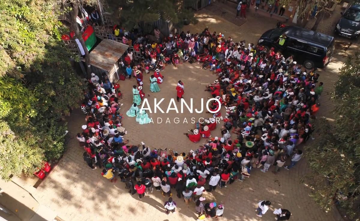 Indépendance - Akanjo