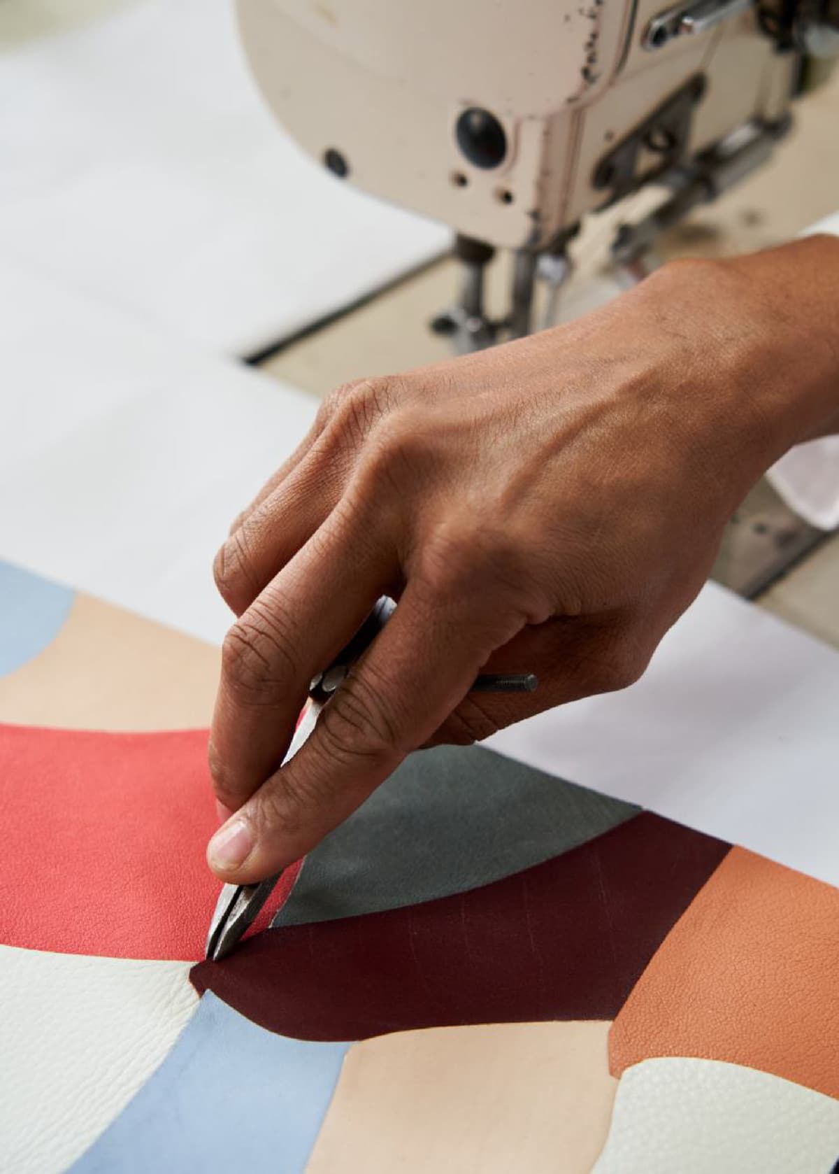 Maroquinerie Akanjo - Voir la vidéo